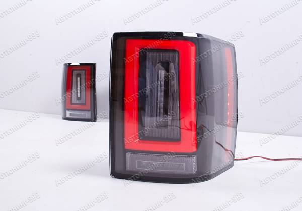 ������ ����� Rolls-Royce Cullinan �� Range Rover 